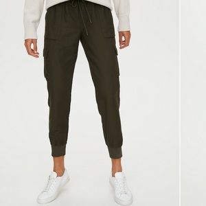 ARITZIA COMMUNITY DARK OLIVE GREEN JOGGERS